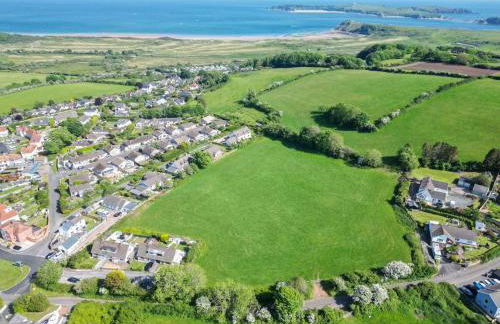 Larkfield - 3 Bedroom Holiday Home - Penally - Photo 15