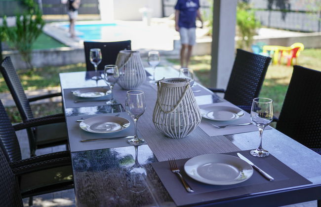 Spacious Prgomet Retreat With Private Pool, Fitness Centre, and Garden - Foto 37