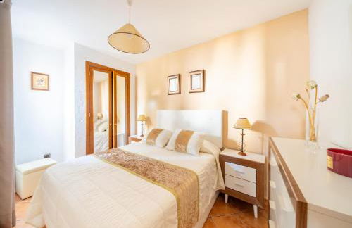 Apartment in Spain near Scenic Coastline - Foto 4