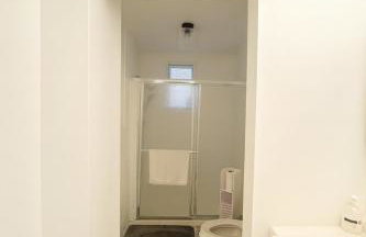 Beautiful 4Bedroom Retreat Close to Niagara Falls Your Home Away from Home - Foto 9