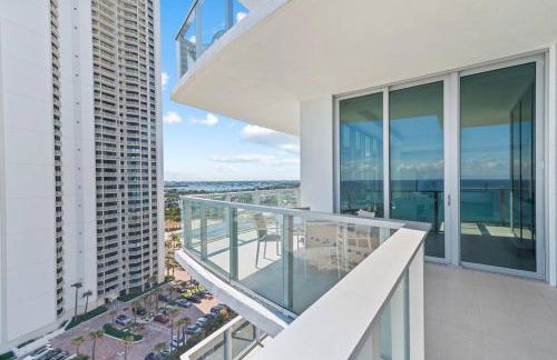 Ocean Front 2BR 2.5BA Lux Condo on Singer Island - Foto 40