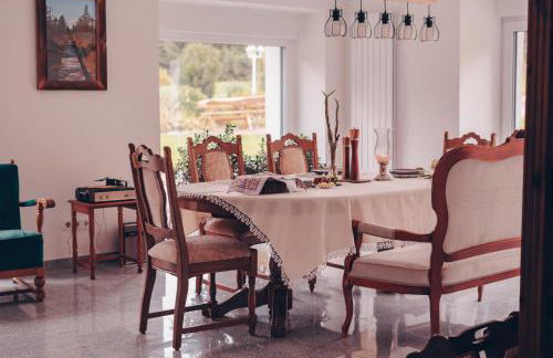 Lipolas-slowlife&guesthouse - Photo 4
