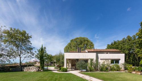 Beautiful restored farmhouse with private pool and gardens - Foto 5