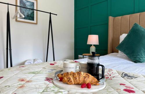 Modern 3 Bedroom Bungalow, EV Friendly, Parking Included - Foto 14