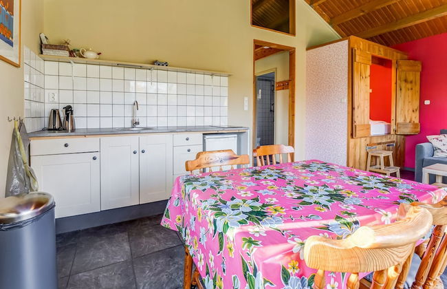 Charming Vacation Home With Terrace - Photo 9