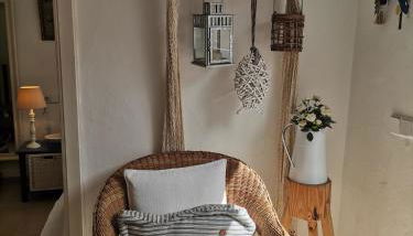 En lugar tranquilo alejado de zonas turisticas - Foto 5