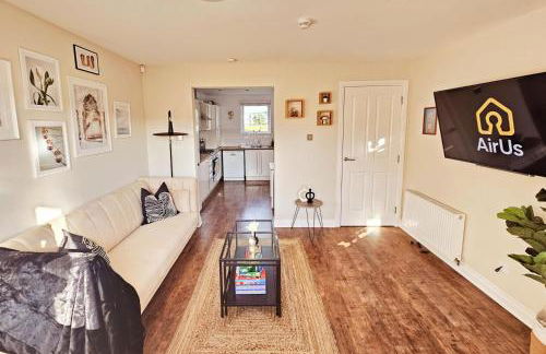 Modern 5 Bedroom Townhouse with Free Parking - Foto 20