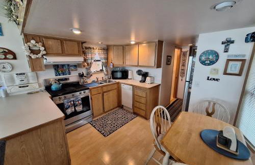 Luxurious Oceanfront Cabin 7 Getaway W Hot Tub - Foto 3