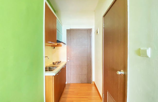 Modern Studio Room at Oxford Jatinangor Apartment - Photo 8