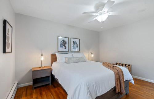 High-End Finger Lakes Escape - Expansive Game Room, Cozy Firepit, & Scenic Views - Foto 27