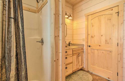 Rural White Sulphur Springs Getaway w/ Deck! - Foto 24