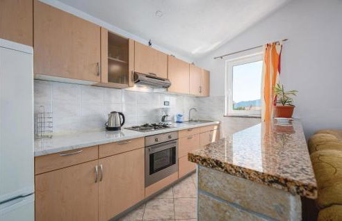 Three-Bedroom Holiday Home In Nedescina - Foto 18