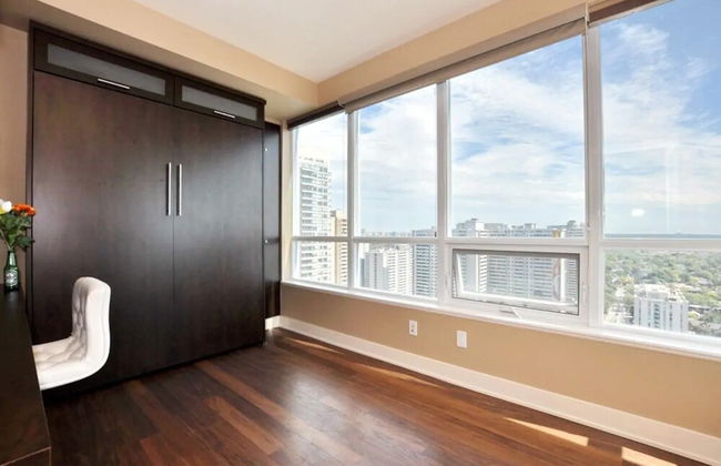 Condos with Parking & Gorgeous View - Foto 7