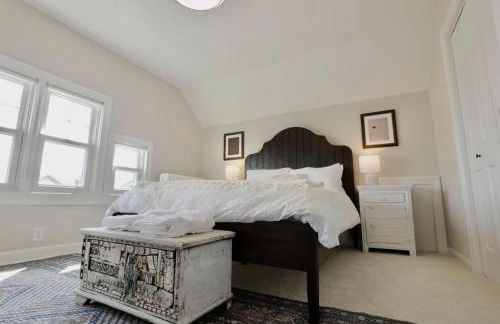 New Cabin in the Clouds Easy Downtown Access with Parking - 1 bedroom - Foto 10