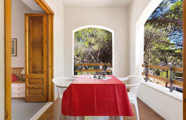 2507 Red Apartment by Barbarhouse - Photo 1