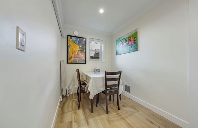 Quite House near Vancouver Airport - Photo 59