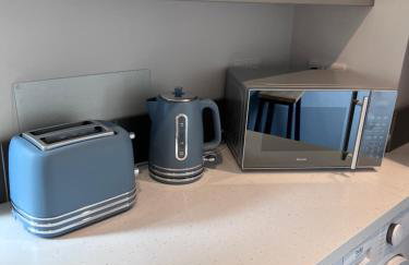 Sparkling Space - Twin or King Beds - Photo 33