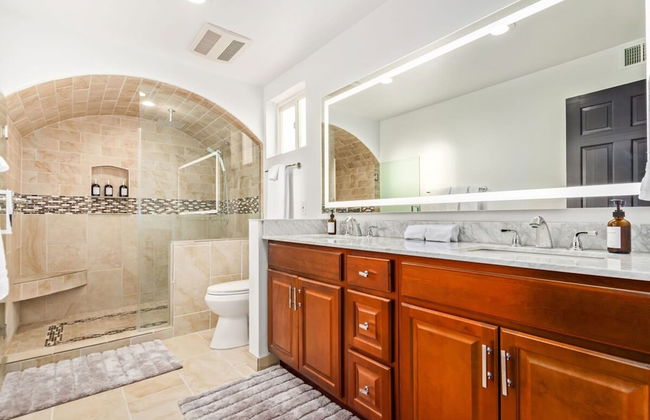 Tiki Paradise w Htd Pool Putt Grn Tiki Bar - Photo 21