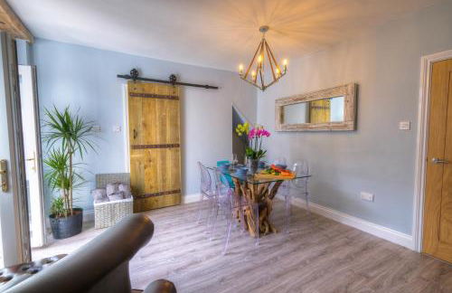 The Rockpool - private hot tub and sea views - Photo 12