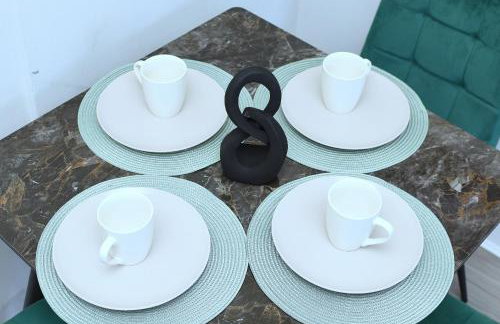 Tranquil Stays at 3 bedroom House in Dagenham - Foto 6