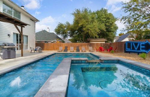 Sun Filled Home W Gorgeous Pool HotTub Gameroom - Foto 55