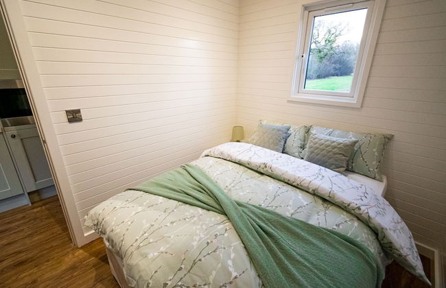 Beech Pod Cabin in Beautiful Surroundings Wrexham - Photo 2