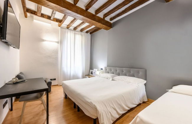 Emilia Studios 3 - Photo 6