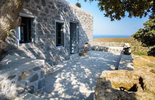 Pavlaina Complex of Traditional Residences in Nisyros. Enjoy the garden and the Sea View - Foto 25