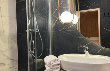 Family & Business Sauna Tężnia Apartments No 8 VIP Najpiękniejszy UNIKAT - Leśny nad Zalewem Cedzyna, Private SPA with Sauna, Jacuzzi - 5 Bedroom, Spectacular View Terrace, Parking, Catering Options - Exclusive NEW! - Foto 60