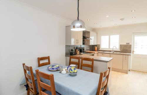 14 Lyme Mews - Photo 9