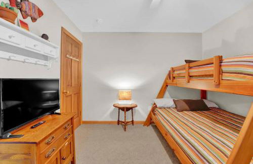 Lazy River Cabin: Lakefront Stay - Foto 61