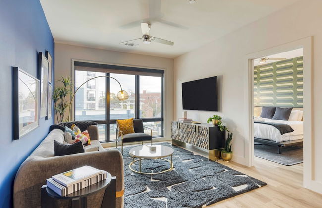 Whiskey River Walkable Midtown Location at Odyssey + Pool, Bbq, Fitness Room - Foto 41