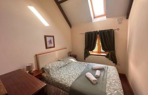 4 beautiful stone built barns sleeping 17 people - Foto 71