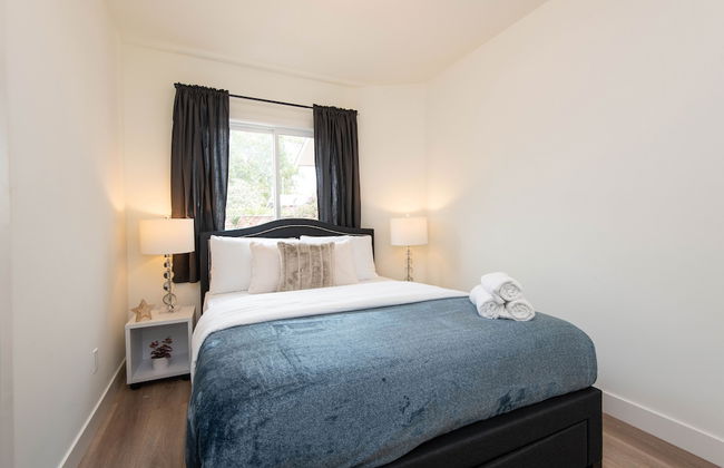 Beautiful House in Atwater Village - Photo 3