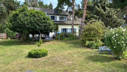 Frisch Saniert Ferienhaus Achterland - Strand, Sauna, Kamin, WLAN und ein großer Garten - Foto 2, Garden