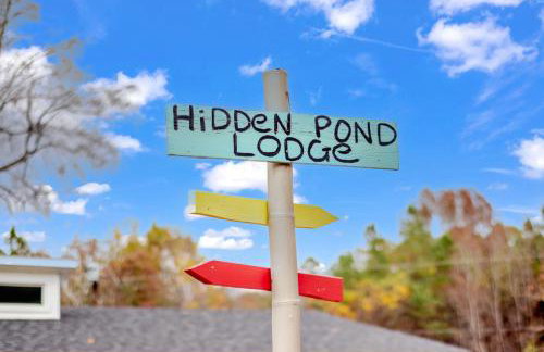 Beachy Getaway - Cozy and Secluded Lodge Home - Foto 13