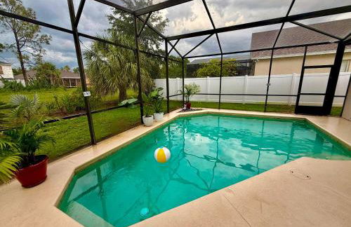 Luxury Village 4BR Pool Home near Disney Parks - Foto 2