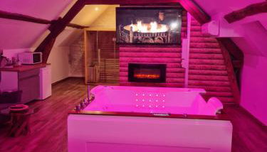 Suite Chalet avec jacuzzi YaoSpa60 - Photo 5