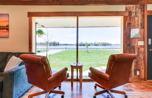 Ice Fishing On-Site Waterfront Nekoosa Home! - Foto 5