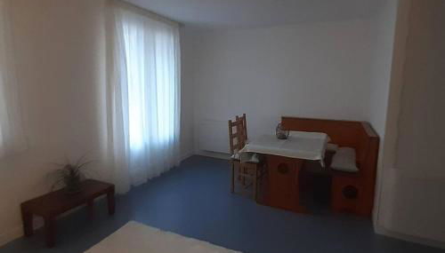 Bielle, grand appartement 38m2, piscine, 4 pers, couchages 160x200 - Foto 5