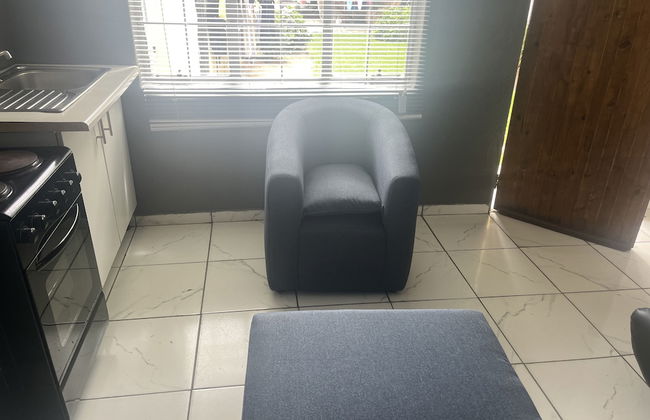 4th Road accommodation - Photo 9