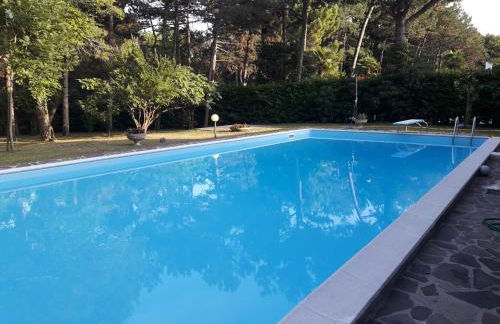 Villa by the Sea and Pool - Foto 48