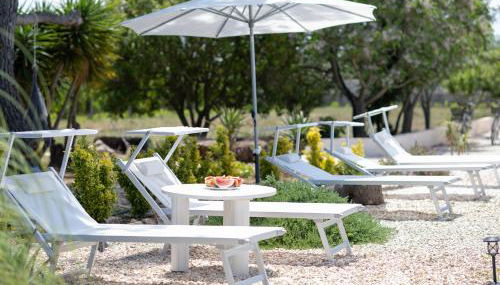 Villa Myricae by BiancoPugliaVacanze - Photo 2, Garden, sunbed, Garden view