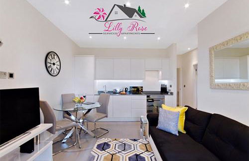 LillyRose Serviced Apartments - St Albans City Centre, Parking - Photo 27