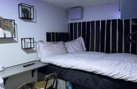Studio apartment in bolton town - Photo 8