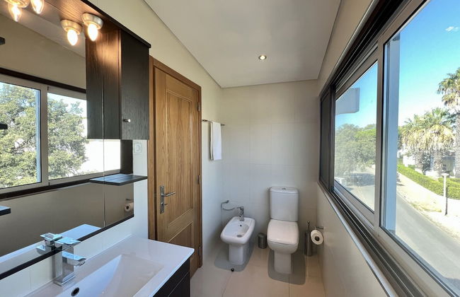 Quarteira Classic With Pool by Homing - Foto 25