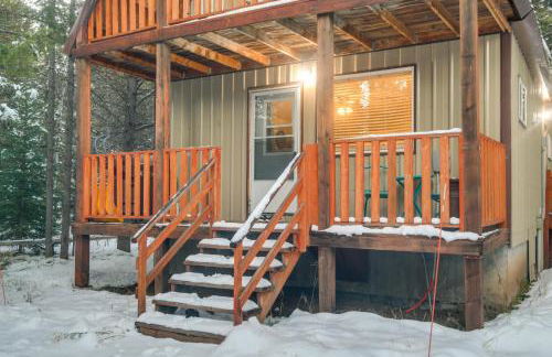 Family Cabin with Fire Pit - 25 Miles to Yellowstone - Foto 19