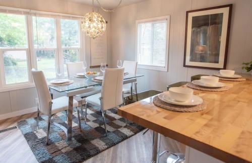 Cozy and Stylishly-Walk To The Beach - Sleeps 5 - Foto 17