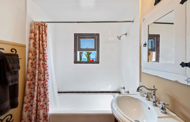 Oceanfront Hacienda - Photo 31