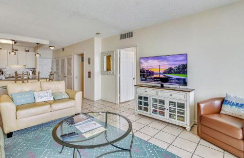 Beachfront Hideaway by Ryson Vacation Rentals - Foto 13